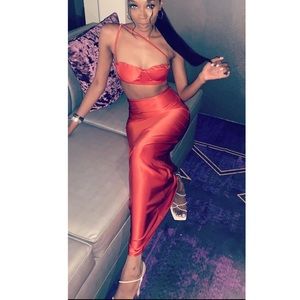 2-Piece Skirt and Bra Set